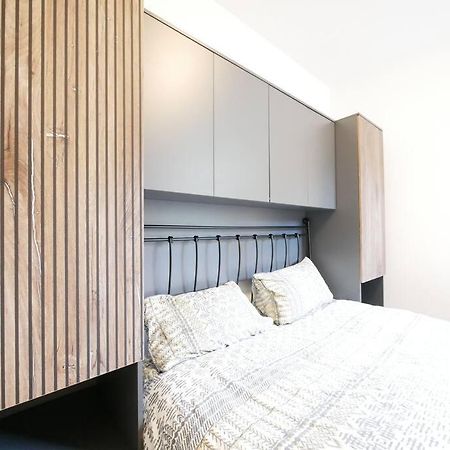Newly Refurbished 2 Bed Apartment In Paddington Лондон Екстериор снимка